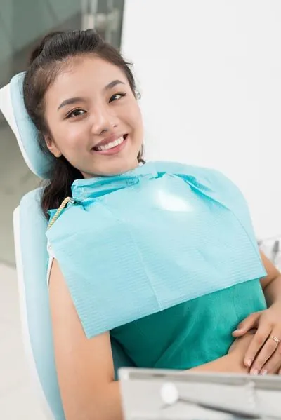 patient receiving cosmetic dentistry services at Scott Condie Dentistry