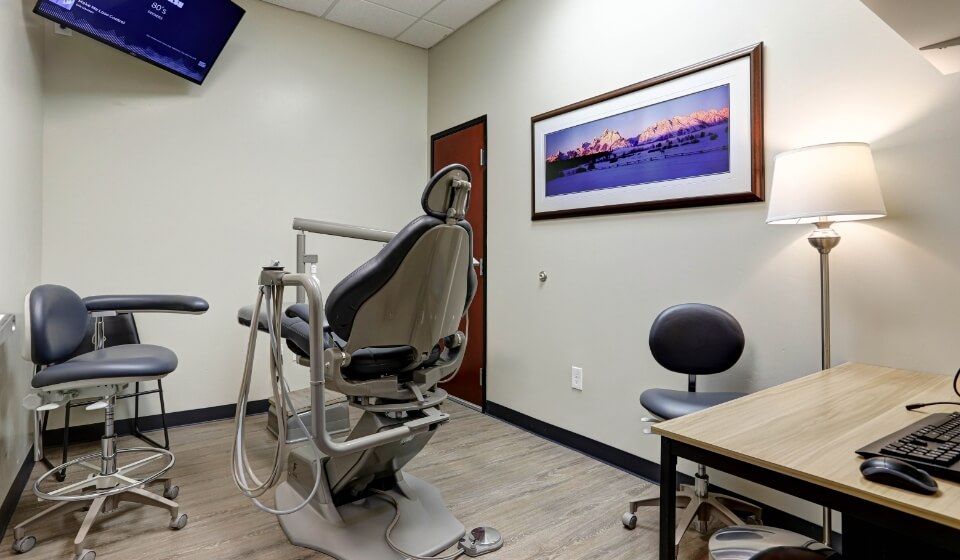 inside of the exam room at Scott Condie Dentistry in Gilbert, AZ